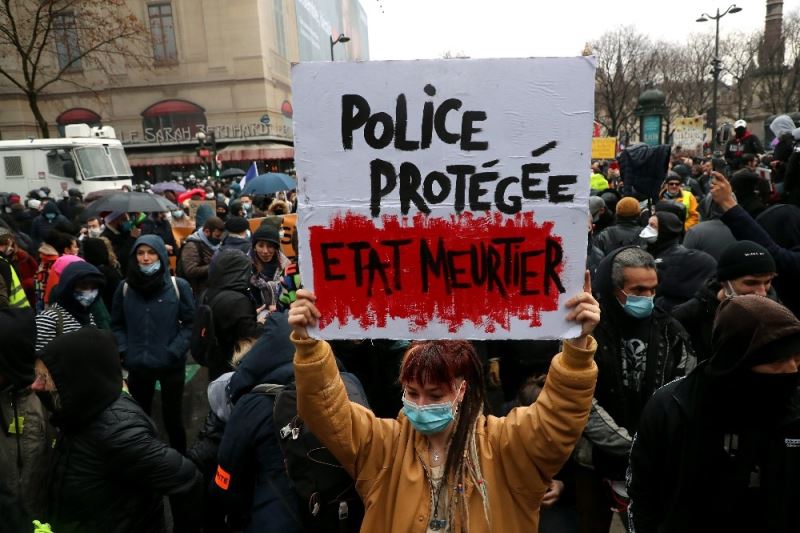 Fransa’daki protestolarda gözaltı sayısı 142’ye yükseldi
