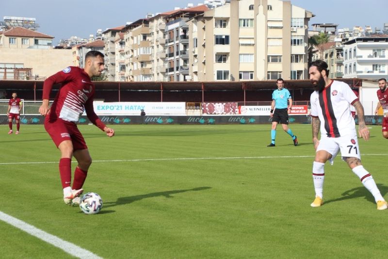 Süper Lig: A.Hatayspor: 1 - Fatih Karagümrük: 0 (İlk yarı)
