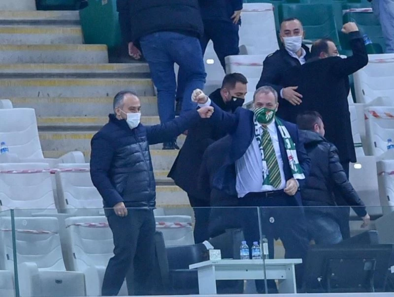 Bursa Büyükşehir Belediye Başkanı Alinur Aktaş’tan Bursaspor’a tebrik mesajı
