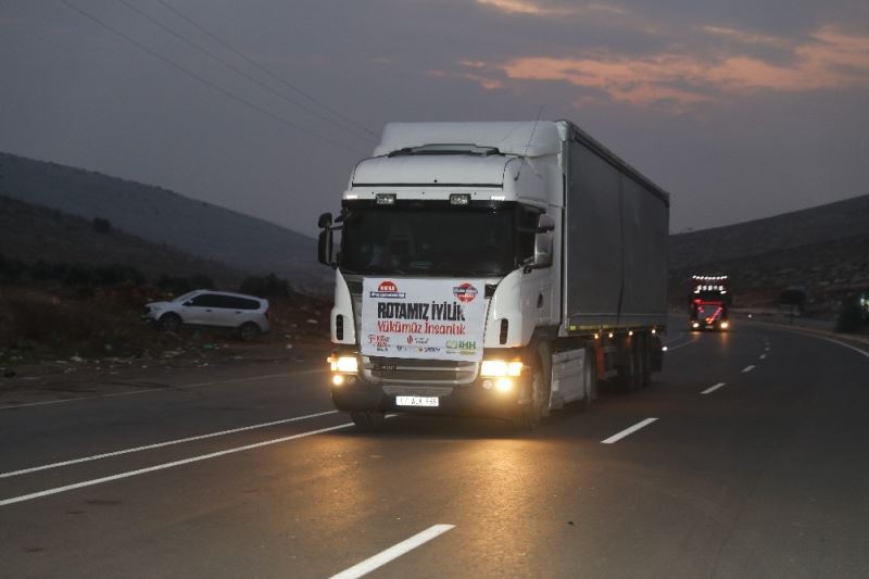 81 ilden yola çıkan yardım TIR’ları Suriye’de
