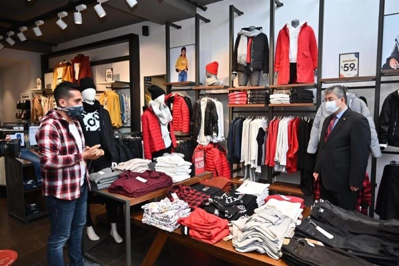 Vali Yılmaz: “Tek amacımız vatandaşımızı salgından koruyabilmektir”
