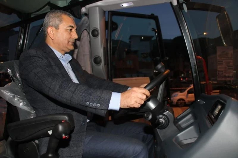 Koçarlı Belediyesi’ne araç filosunu genişletmeye devam ediyor
