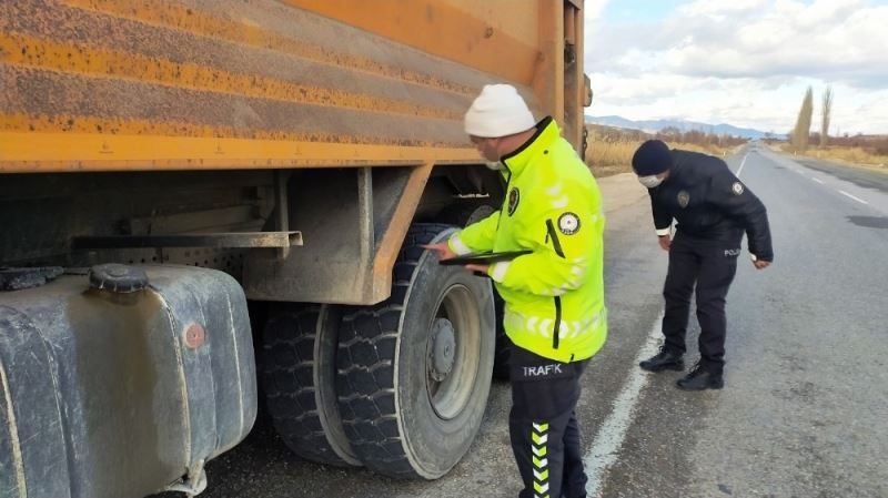 Hisarcık’ta “Kış lastiği” denetimi
