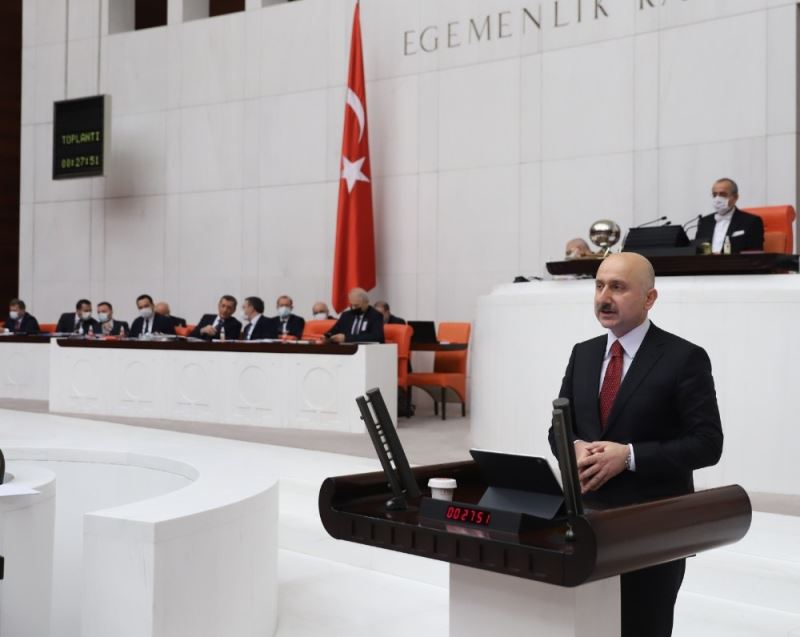 Bakan Karaismailoğlu: “Kentlerimizde toplu taşımayı dünya standartlarına ulaştıracak sistemler kurmayı sürdürüyoruz”
