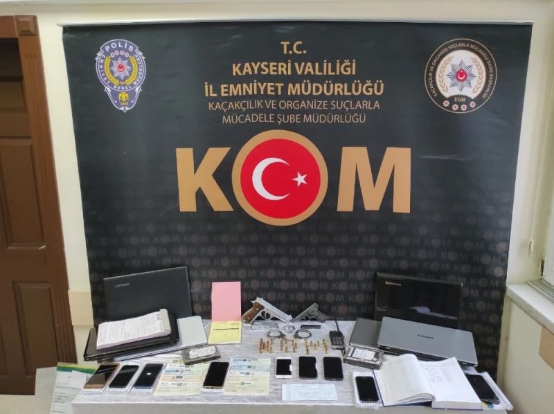 Paravan şirket kurup vatandaşları dolandıran suç örgütüne operasyon: 14 gözaltı
