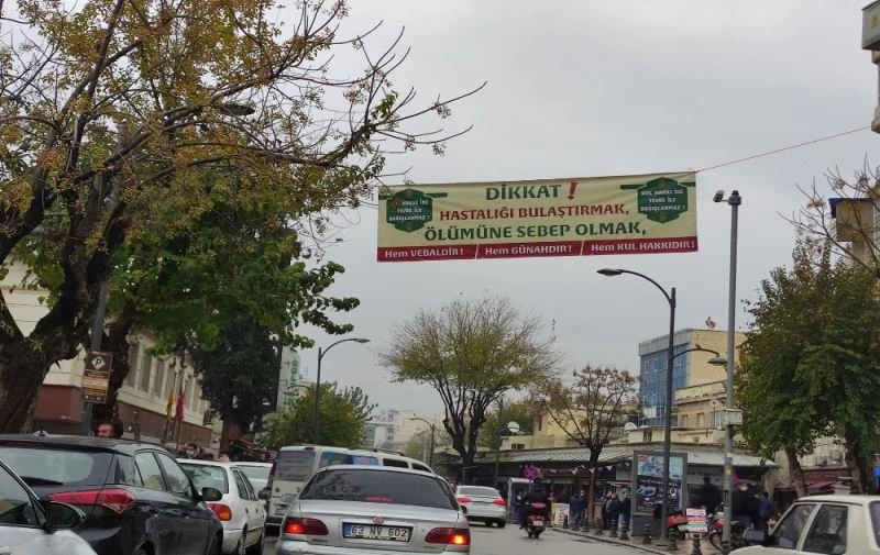 Eyyübiye’de virüsle ilgili uyarıcı afişler asıldı
