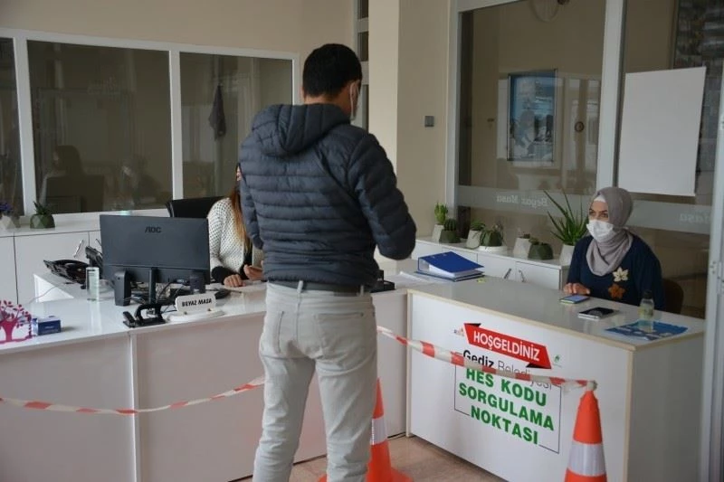 Gediz’de resmi kurumlara girişlerde HES kodu uygulamasına
