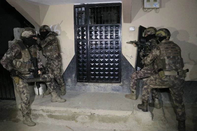 Adana’da PKK’nın “Milis” işbirlikçilerine operasyon
