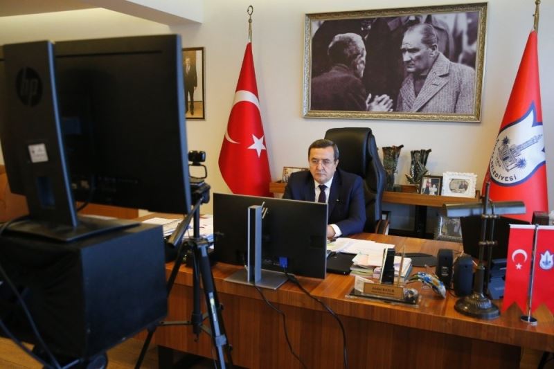 Başkan Abdül Batur, belediye gelirleri yasasına dikkat çekti: 