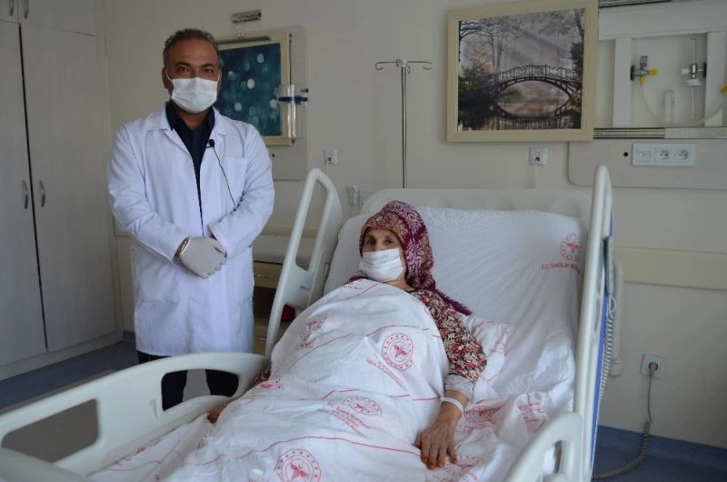 Baş ağrısı şikayetiyle gitti, beyninde 4.5 santim tümör çıktı
