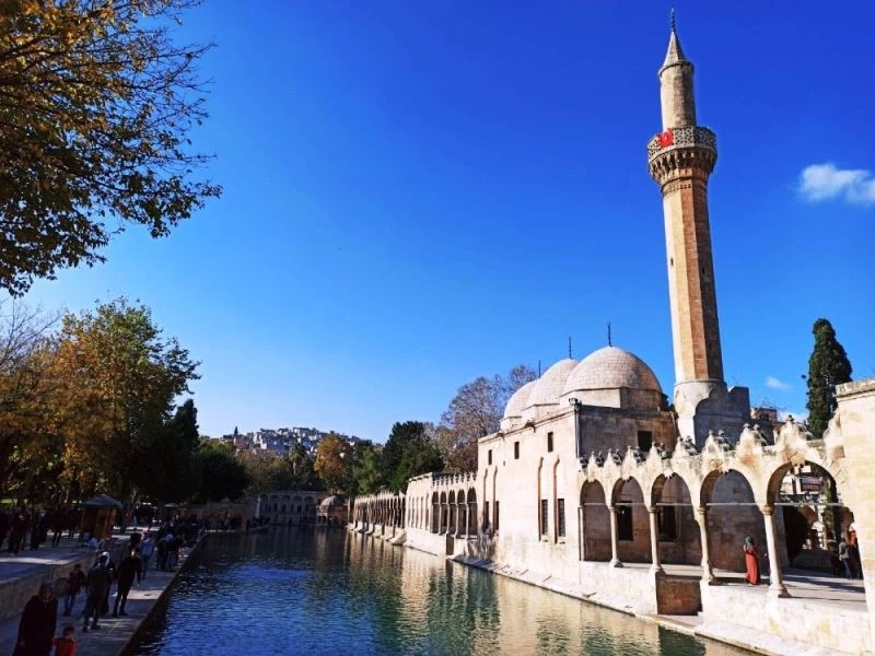 Şanlıurfalılar yağmurdan sonra güneşli havanın tadını çıkardı
