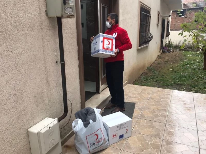 Kızılay yardımlara devam ediyor
