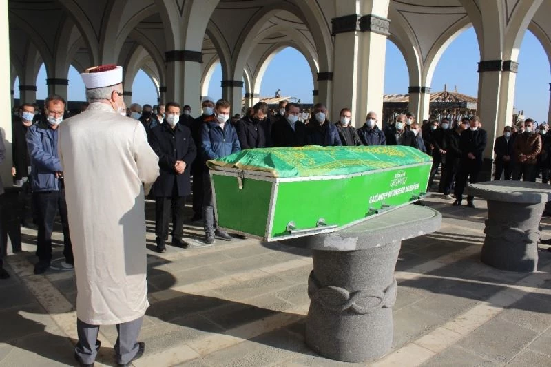 Mithat Sevin son yolculuğuna uğurlandı
