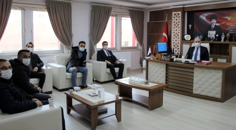 Bayburt AK Parti Merkez İlçe Başkanı Resul Kaya’dan Gümrükçü’ye ziyaret
