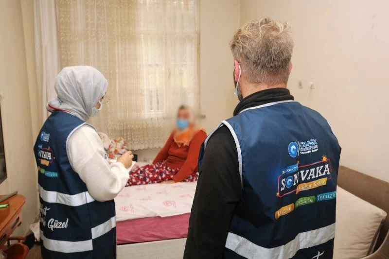 Başkan Sandıkçı vatandaşın akülü araç isteğini kırmadı
