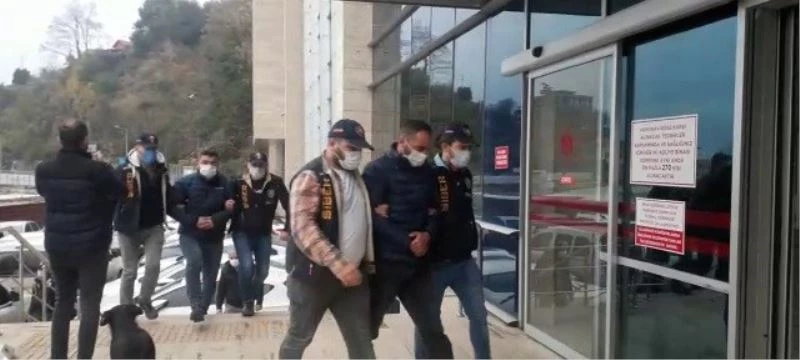 Yasa dışı bahis oynattığı iddia edilen 2 şüpheli adliyede
