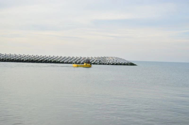 16 yıldır yapılması beklenen mendireğin 425 metresi tamamlandı
