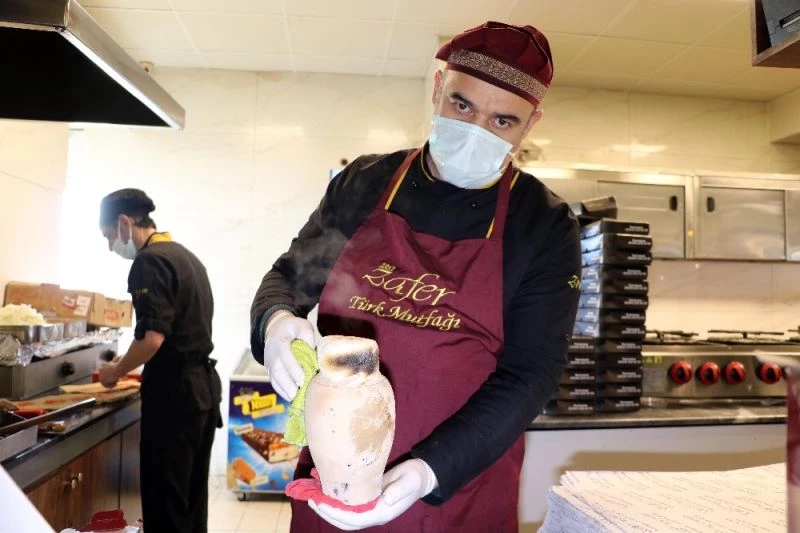 Yöresel lezzet paket servis yerine testi ile müşterilere sunuluyor
