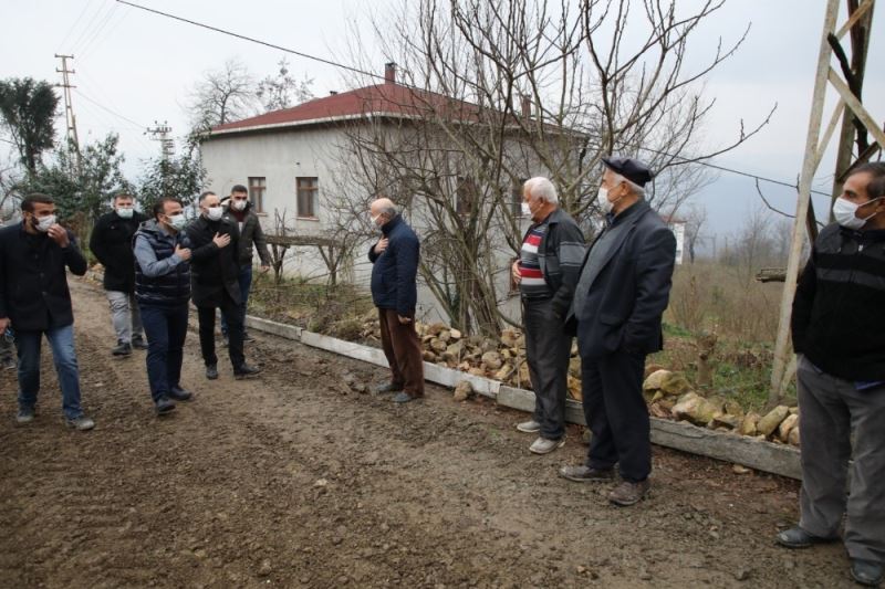 25 yıllık çile, beton yolla esenliğe kavuştu
