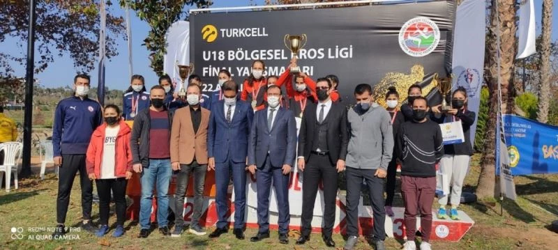 Kros Ligi Kadınlar müsabakalarında Talas Süleymanlı Türkiye üçüncüsü
