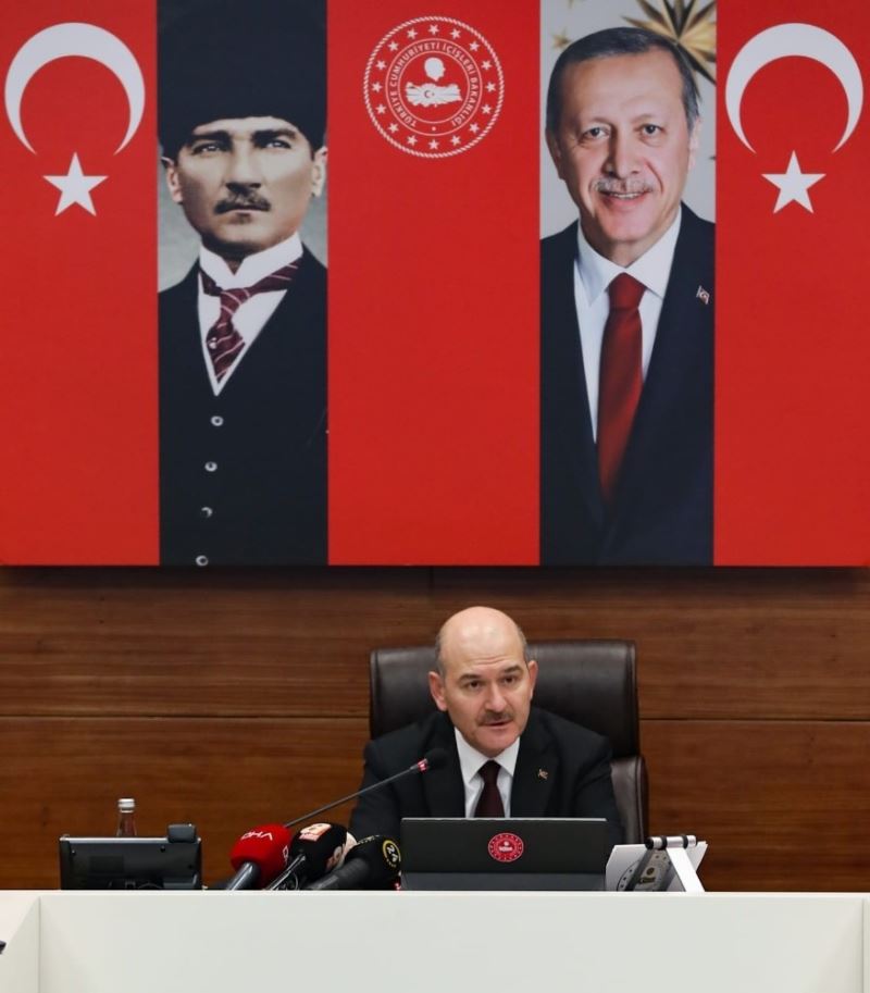 Bakan Soylu’dan çıplak arama iddialarına sert tepki; 