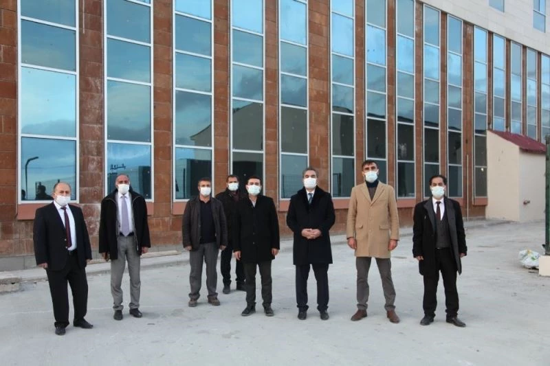 Ahlat Devlet Hastanesi yeni hizmet binası şubatta açılıyor

