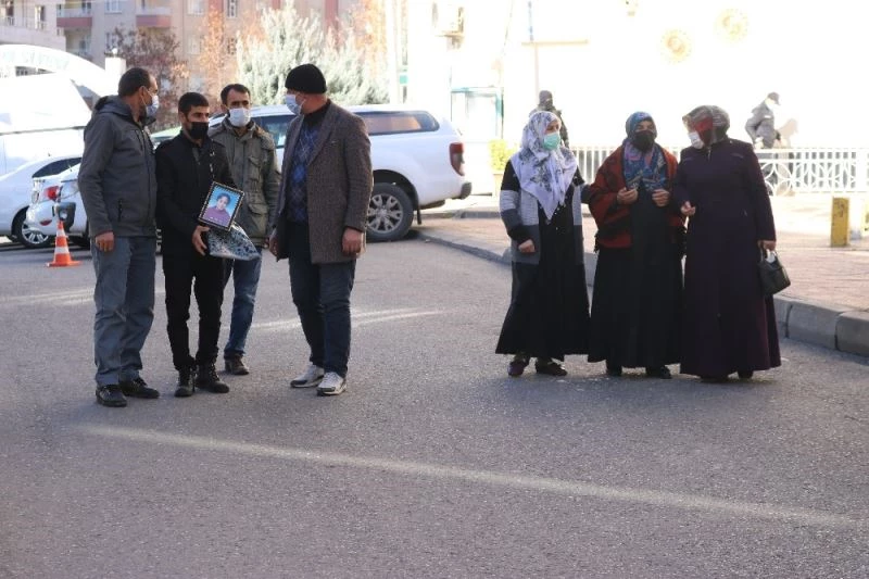 Annelerin çığlığı gün geçtikçe büyüyor, evlat nöbeti eylemine katılım devam ediyor
