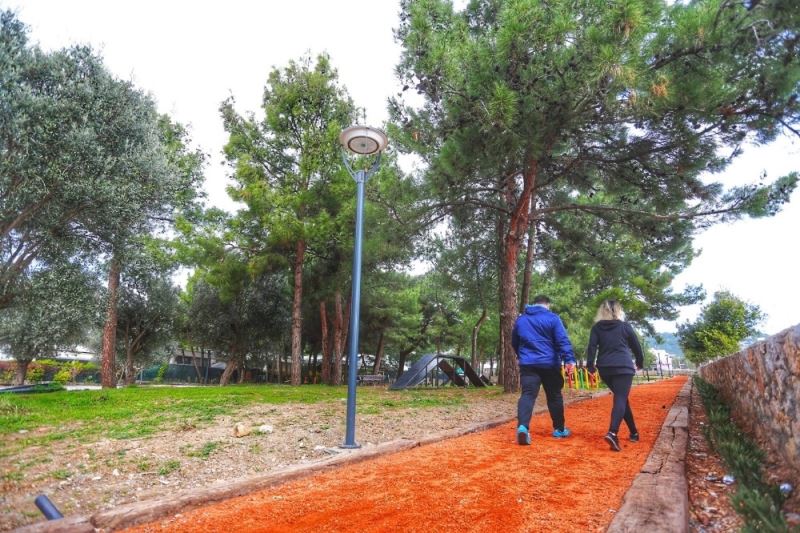 Bodrum Belediyesi’nden can dostlara jest, ‘Dost patiler eğitim ve oyun parkı’ açıldı
