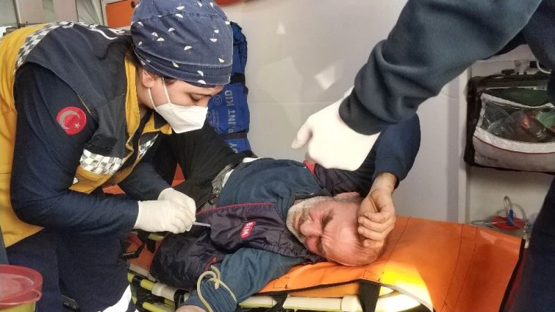 Damadın babası altınları isteyen kız tarafına kurşun yağdırdı: 2 yaralı
