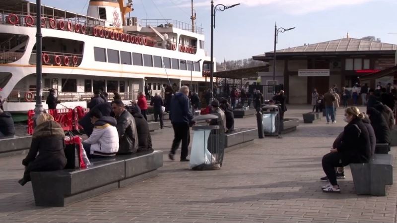 İstanbul’da bahar havasını gören dışarı koştu
