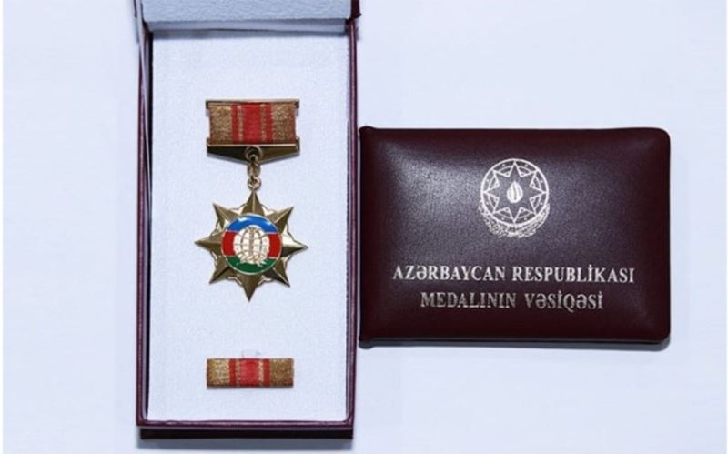 Serdar Ünsal, Azerbaycan Cumhurbaşkanlığınca madalya ile ödüllendirildi
