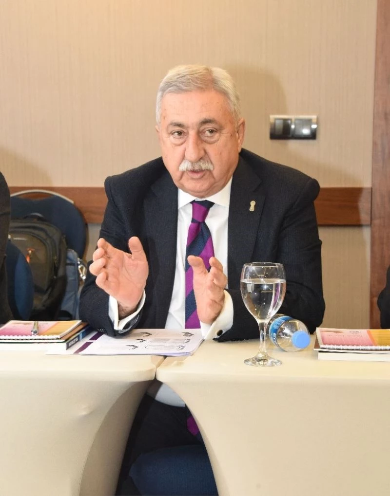 TESK Genel Başkanı Palandöken: “2021 yılı pandemi sürecinin olumsuz etkilerinin tamamının silindiği, taleplerin karşılandığı ve desteklerin arttığı bir yıl olmalı”
