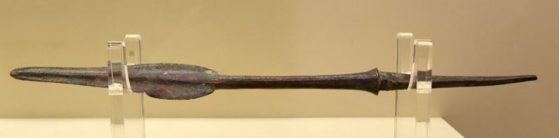 Trabzon’da bulunan M.Ö. 4 bin yılına ait mızrak uçları İpekyolu Müzesi’nde sergilenmeye başlandı

