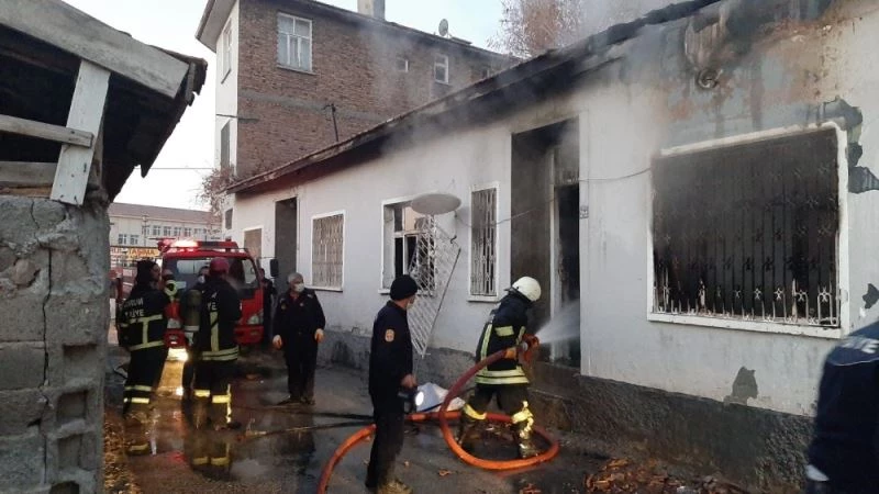 Sobadan çıkan kıvılcımlar yangın çıkardı
