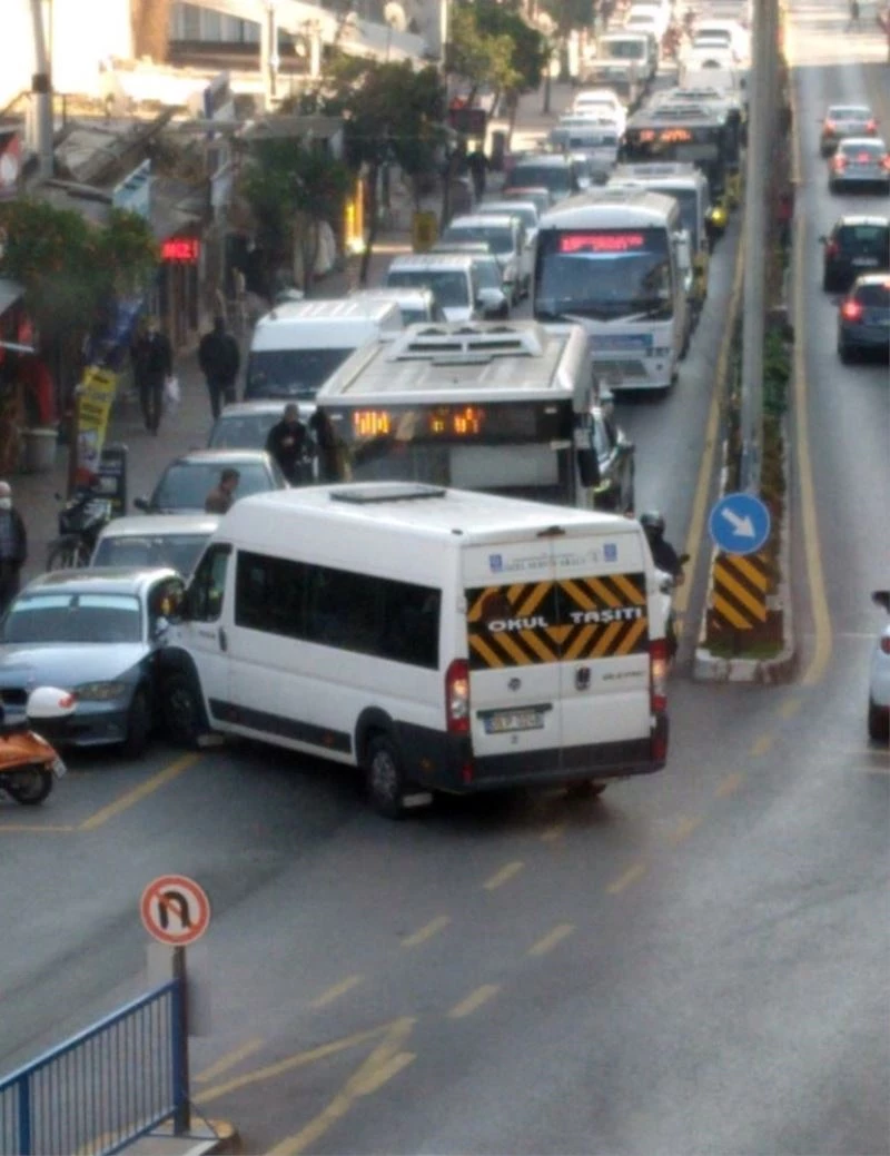 El frenini çekmeyi unutunca olanlar oldu
