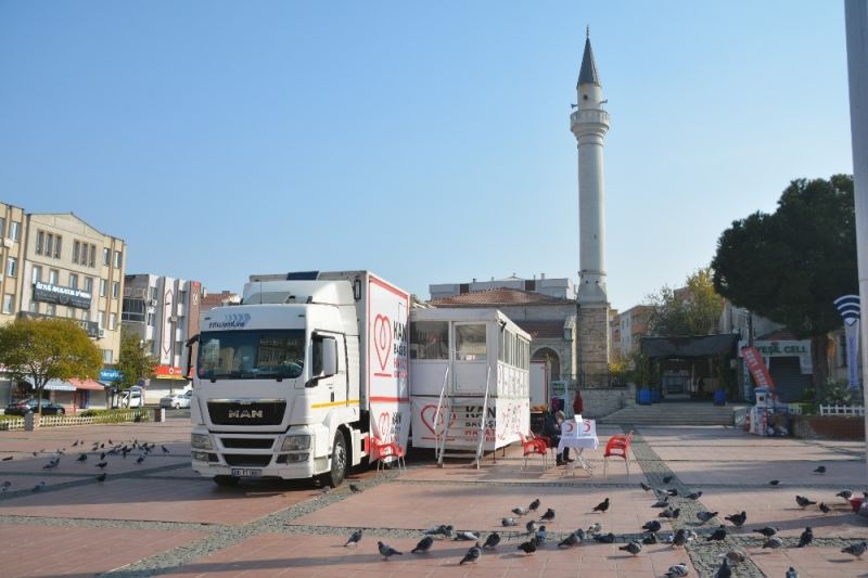 Türk Kızılayı Aliağalılardan destek bekliyor
