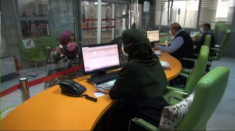 Süper hizmet masası vatandaşların işlemlerini kolaylaştırıyor
