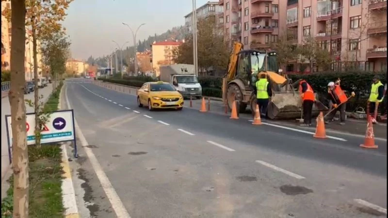 Karamürsel Köprülü Kavşağında Yalova istikameti trafiğe açıldı
