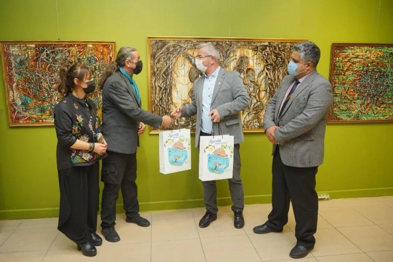 “Uyanış” sergisi sanatseverlerle buluştu
