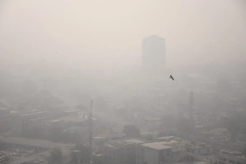 Dünyanın en kirli şehri Karaçi oldu
