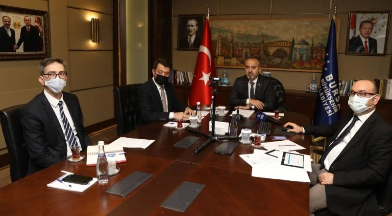 Tek seçenek küresel iş birliği
