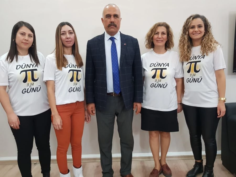 ATATÜRK ORTAOKULU Pİ SAYISI EZBERLEMEDE REKORA GİDİYOR