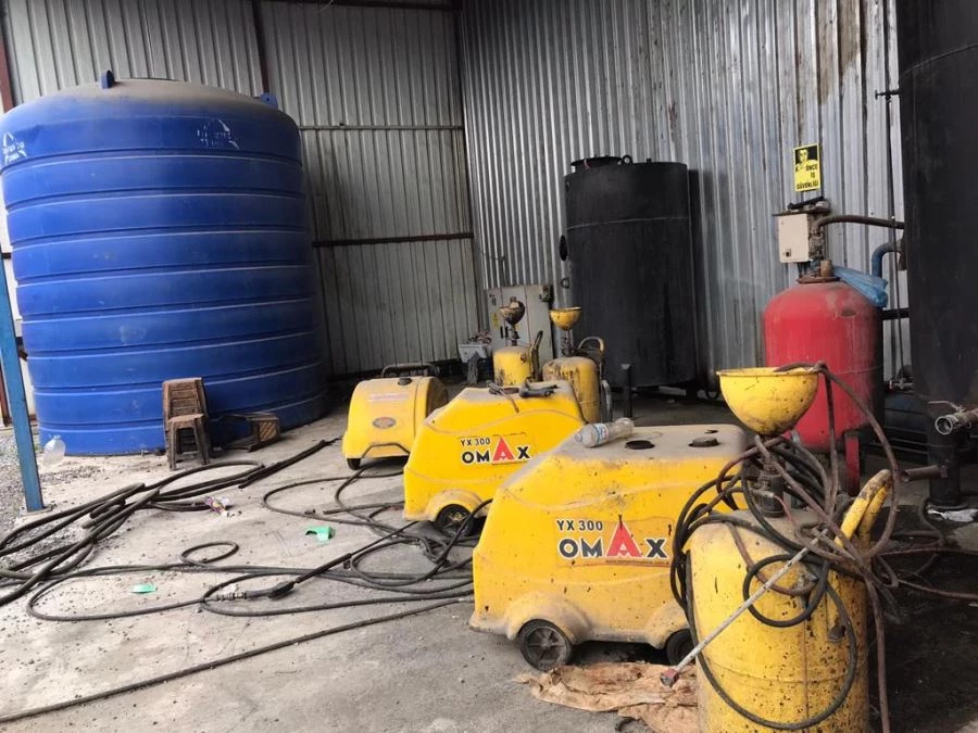 PETROL BORU HATTINDAN ÇALINAN HAM PETROLÜ, PİYASAYA SÜRENLERE OPERASYON