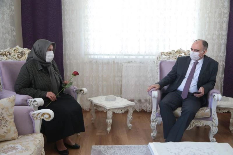 Kahramanmaraş Valisi Özkan