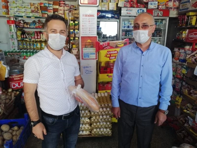 Mahalle muhtarından örnek davranış
