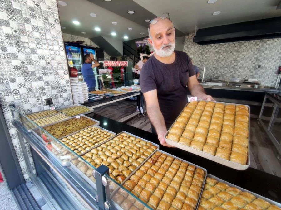 TUTKUN KARDEŞLER TATLI DÜNYASI AÇILDI