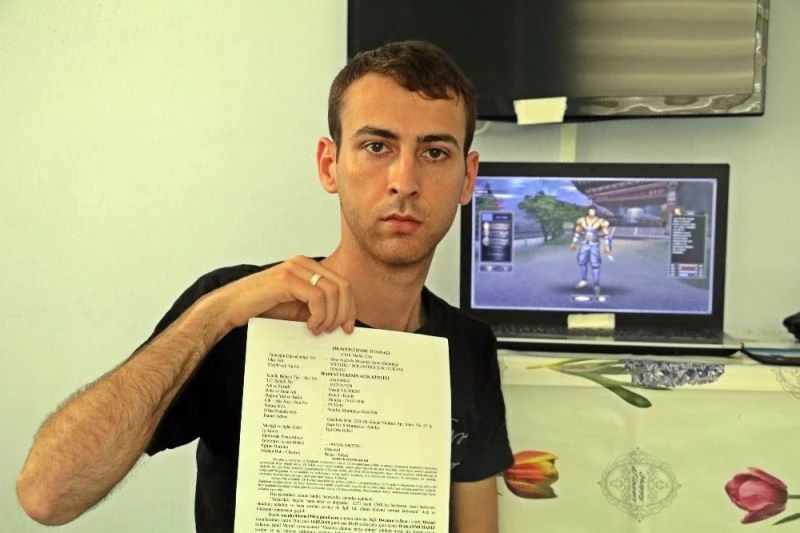 İzole yaşamında kendini bilgisayar oyununa veren gence ‘hacker’ şoku
