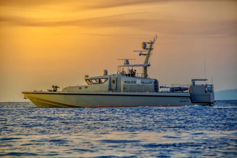 Umman Sahil Güvenlik Komutanlığı için üretilen 2 bot denize indirildi