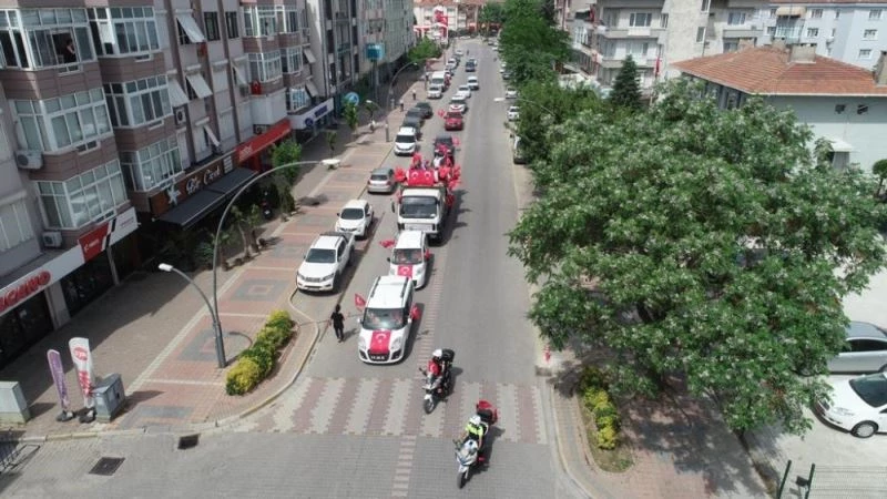 Kutlamalar vatandaşların ayağına gitti
