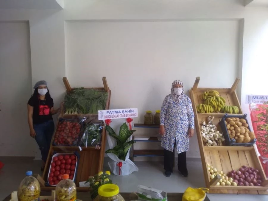 OSMANİYE’DE KADINA DESTEK İÇİN ÜRETİCİ PAZARI AÇILDI